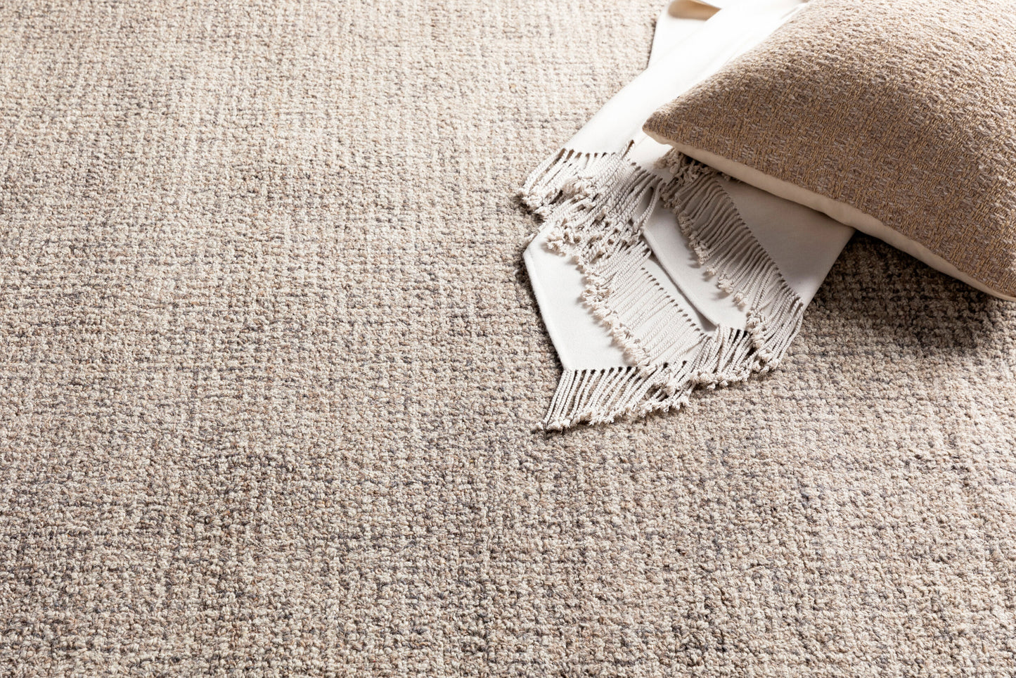 Surya Aiden AEN-1005 Rug
