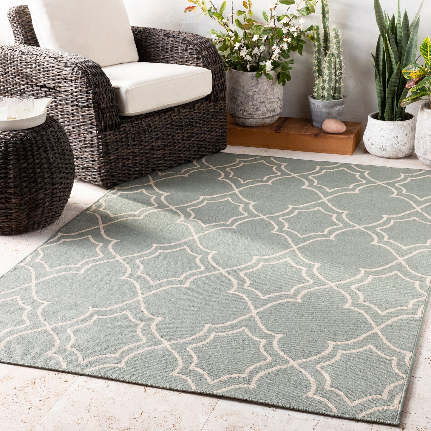 Surya Livabliss Alfresco ALF-9589 Rug - Moroccan Ogee Trellis